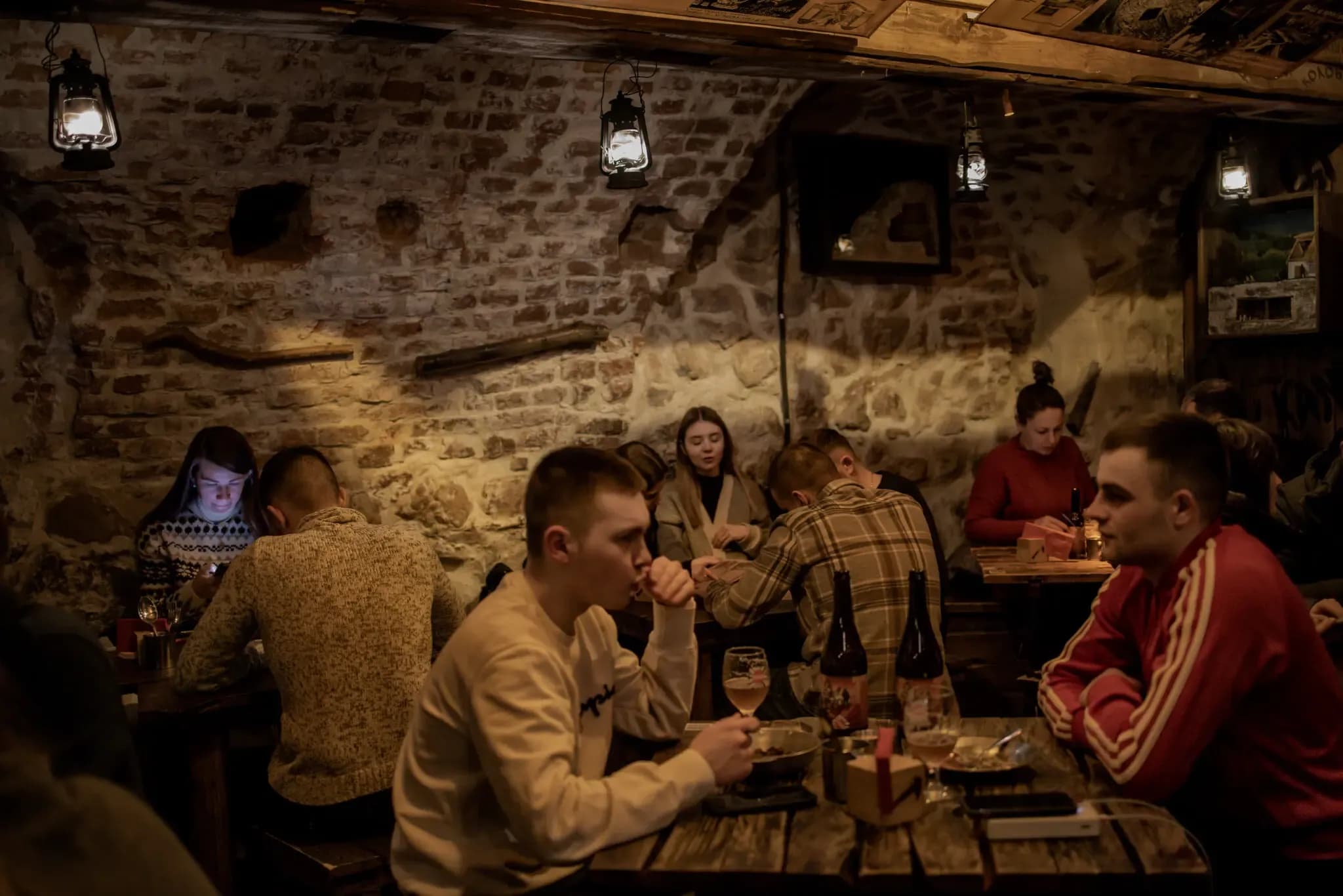 00ukraine-restaurant-dispatch-01-tlhc-superJumbo.jpg.webp