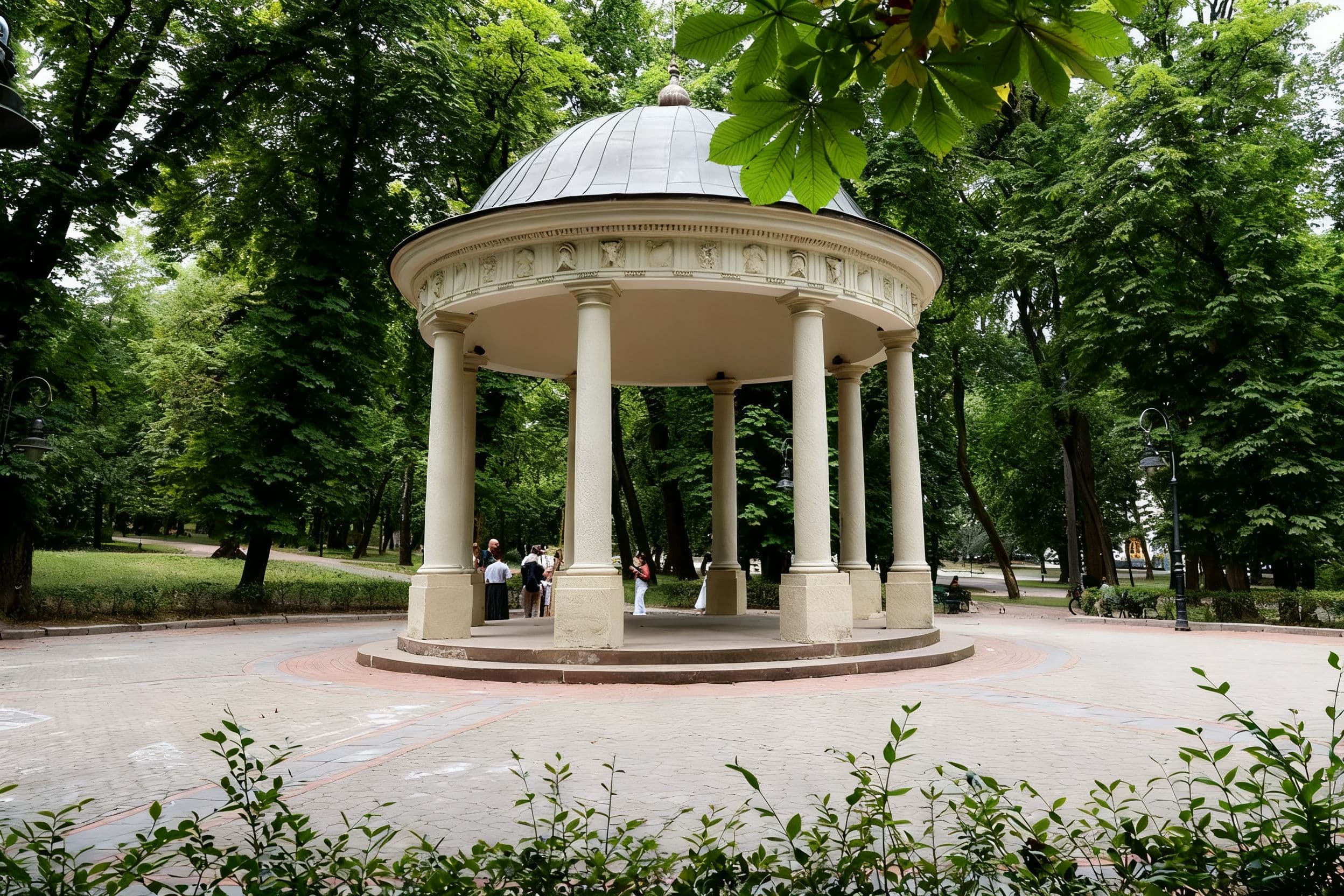 Львівський парк Франка: Конкурс на проєкт простору імені Івана Вакарчука