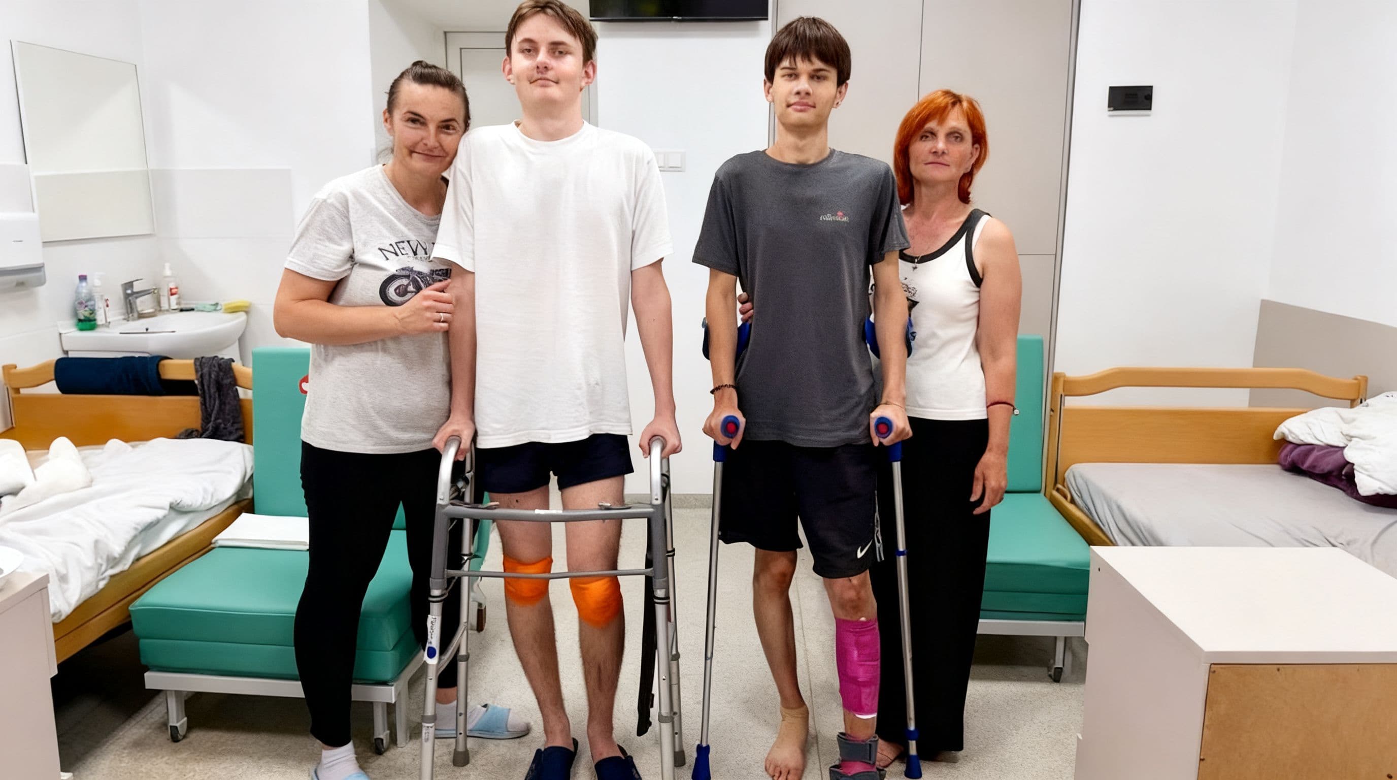 Львів: Операції підліткам з травмами після ДТП на мотоциклі