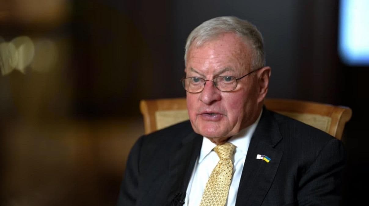 Київ, мобілізація жінок в Україні: підтримка Кіта Келлога